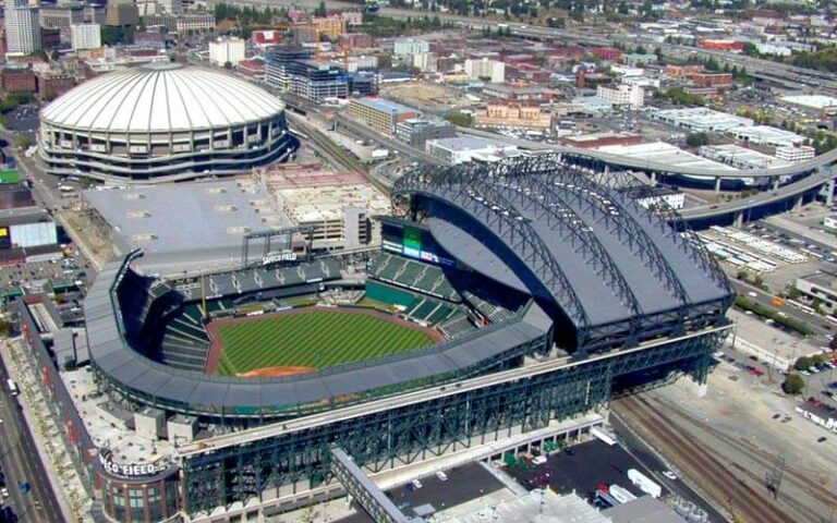 拜仁欧冠百,胜里程碑,挑战曼联欧,开云,KaiYun,开云体育官网,开云官网,开云体育下载